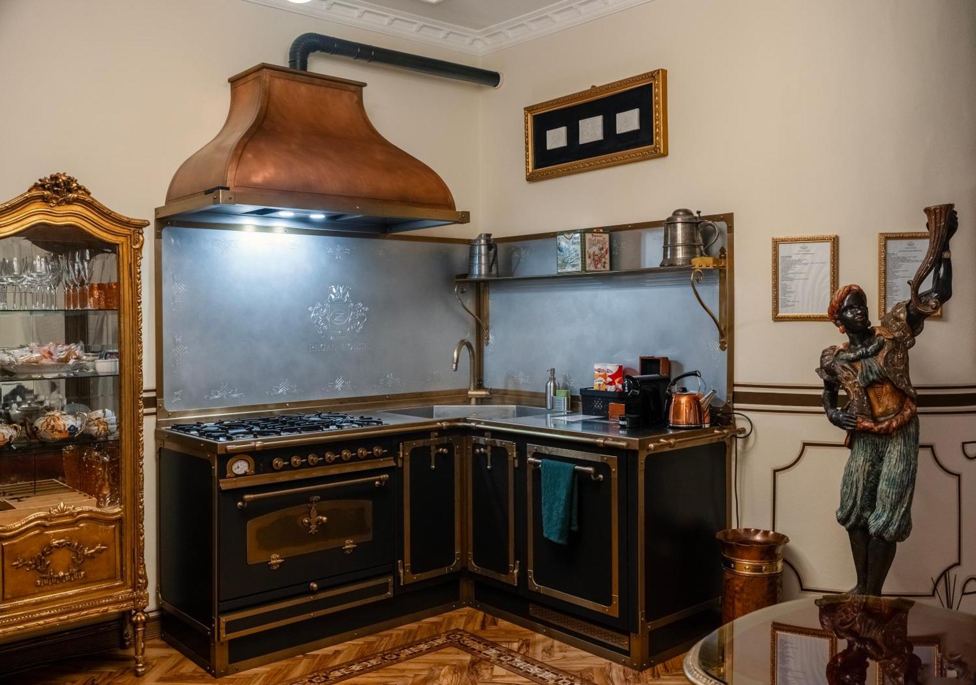 Regal House Vescovado Верона